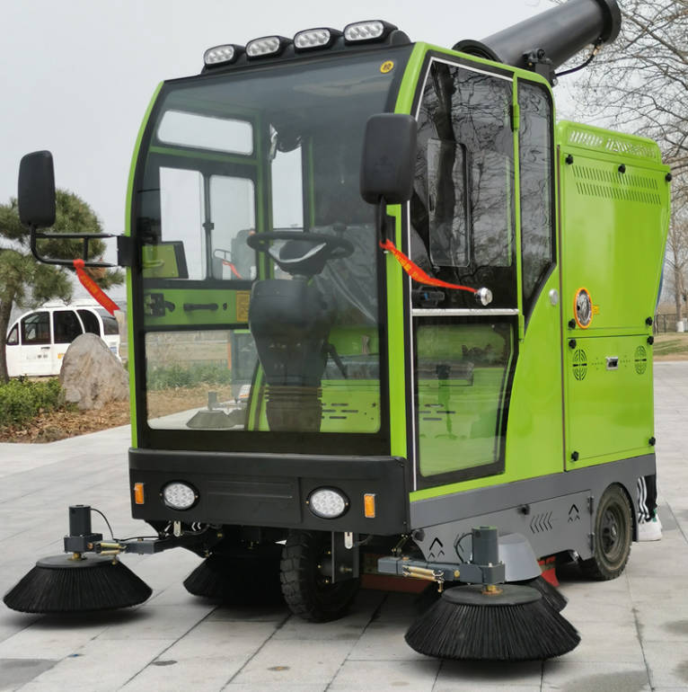 新乡道路清洁广泛应用电动环卫清扫车